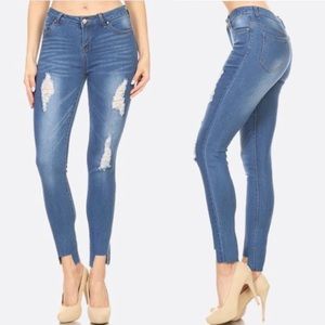 LAST ONE - Classic Distressed Skinny Jean Jeggings
